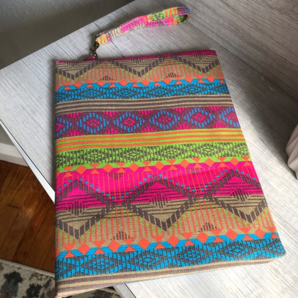 WOMEN’S PORTABLE TOTE - Picture 7 of 8